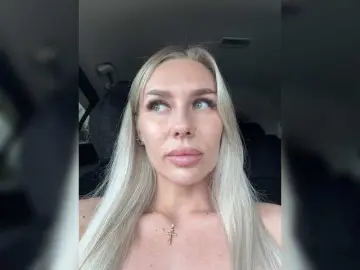 Lovensesgirl  live sex cam