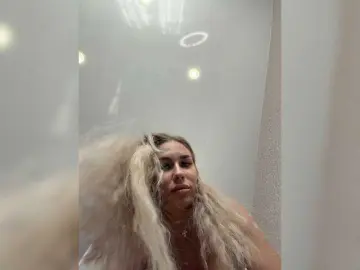 Lovensesgirl  live sex cam