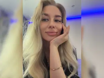 Lovensesgirl  live sex cam