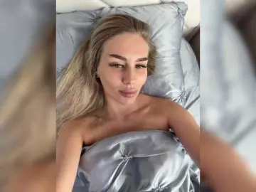 Lovensesgirl  live sex cam