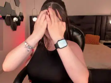 SarahRhodes  live sex cam