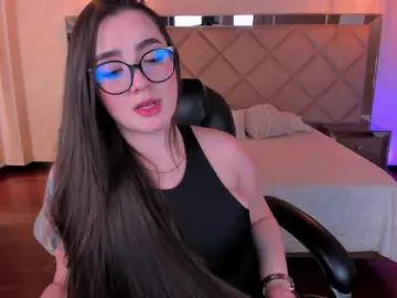 SarahRhodes  live sex cam