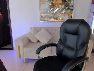 SarahRhodes  live sex cam