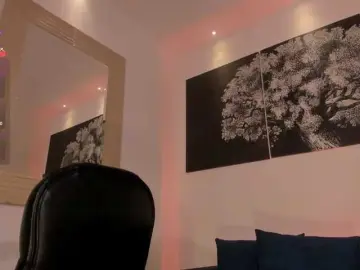 SarahRhodes  live sex cam