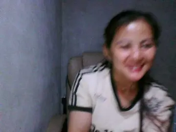ValleyLina  live sex cam
