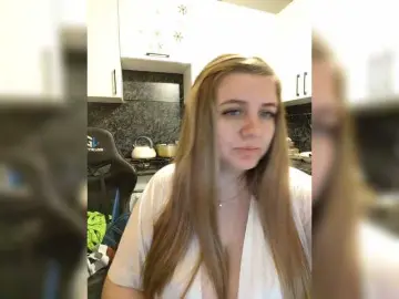 Viktoria777a  live sex cam