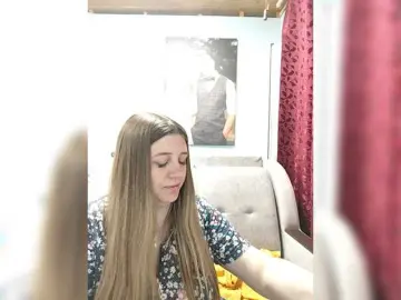 Viktoria777a  live sex cam