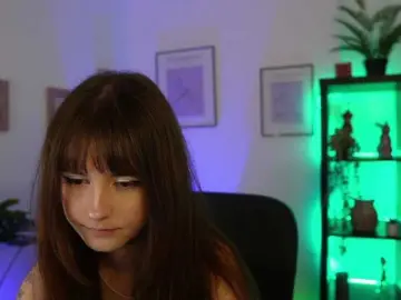 EllaYoung  live sex cam