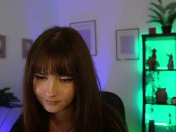 EllaYoung  live sex cam