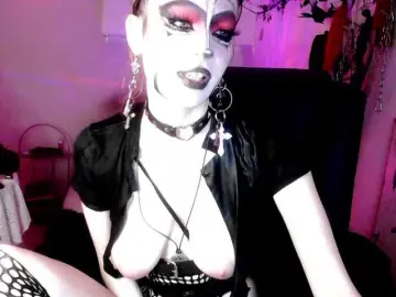 EmpressMorrigan  live sex cam