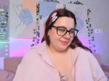 Valery-Grand  live sex cam