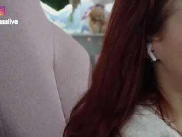 Greedy-Kim5  live sex cam