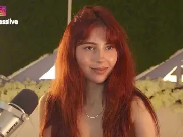 Greedy-Kim5  live sex cam