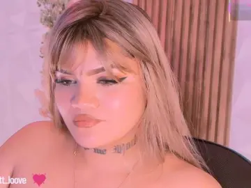 Johanna6  live sex cam