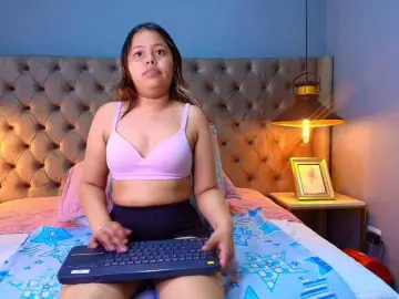 KylieSweett  live sex cam