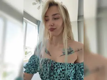 Looonacom  live sex cam