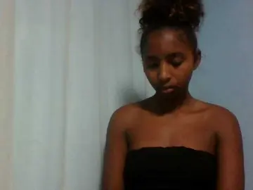 Orzia12  live sex cam