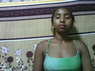 Orzia12  live sex cam