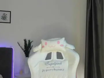 Elliediaz  live sex cam