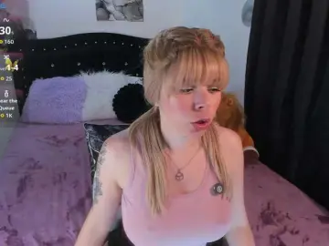 Erika18love  live sex cam