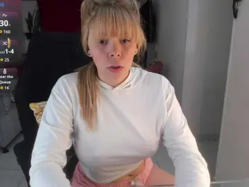 Erika18love  live sex cam