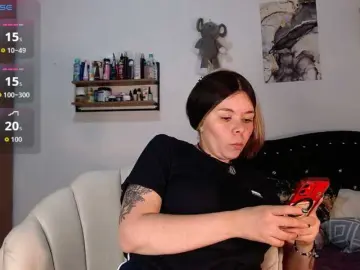 Erika18love  live sex cam