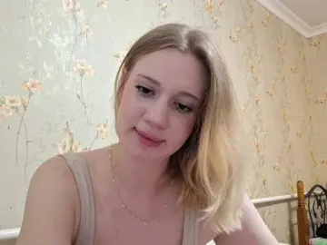Linafinay  live sex cam