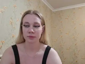 Linafinay  live sex cam
