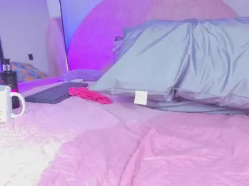 Violetta-london  live sex cam