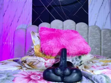 Violetta-london  live sex cam