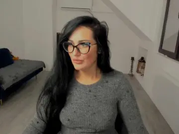 AnyaEvy  live sex cam