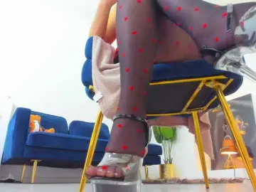 AnyaEvy  live sex cam