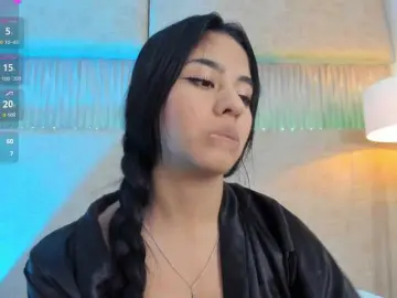 Kyraaa  live sex cam