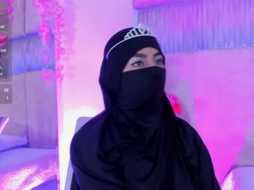 Kyraaa  live sex cam