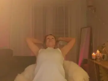 NayaEmon  live sex cam