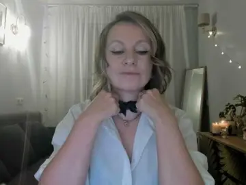 NayaEmon  live sex cam