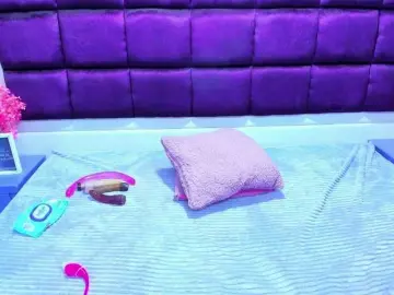 SquirtDirty  live sex cam