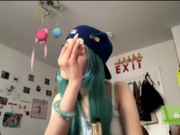 Karolinawild  live sex cam