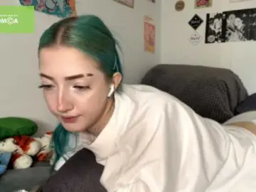 Karolinawild  live sex cam