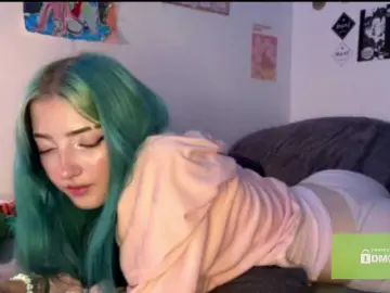 Karolinawild  live sex cam