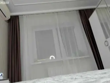 Ooksiiii  live sex cam