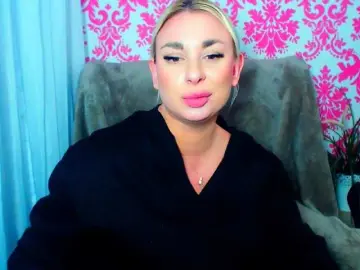 BlondAna  live sex cam