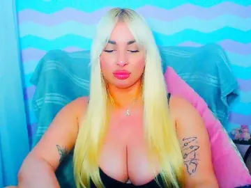 BlondAna  live sex cam