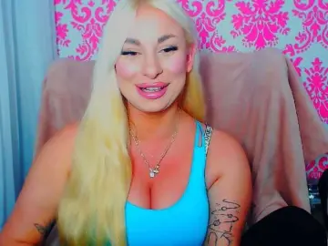 BlondAna  live sex cam