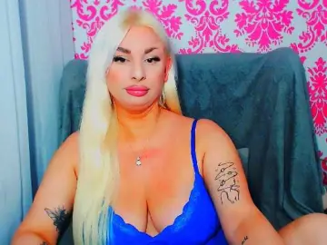 BlondAna  live sex cam