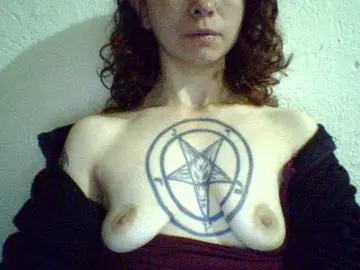 Celena980  live sex cam