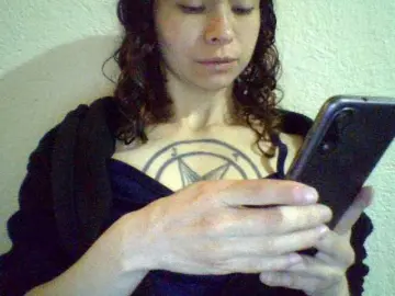 Celena980  live sex cam