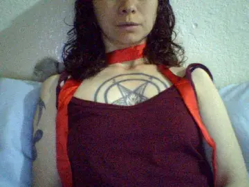 Celena980  live sex cam