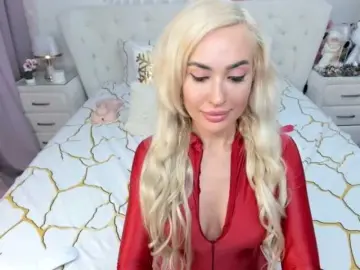 HottieSweetBritney  live sex cam