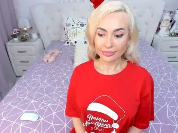 HottieSweetBritney  live sex cam